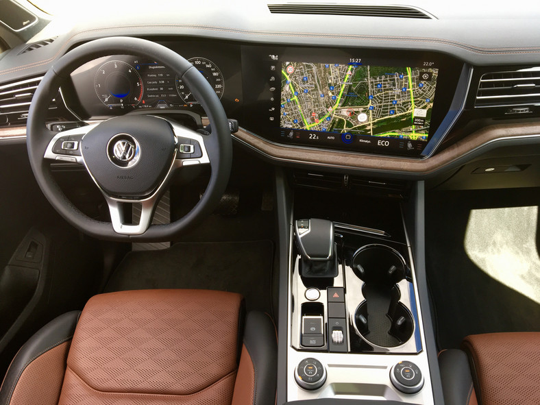Volkswagen Touareg 3.0 V6 TDI – efektownie, komfortowo i bardzo… drogo