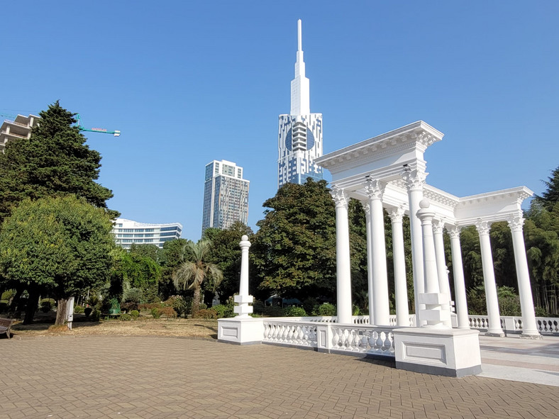 Batumi to mieszanka tradycji i nowoczesności, także w dziedzinie architektury