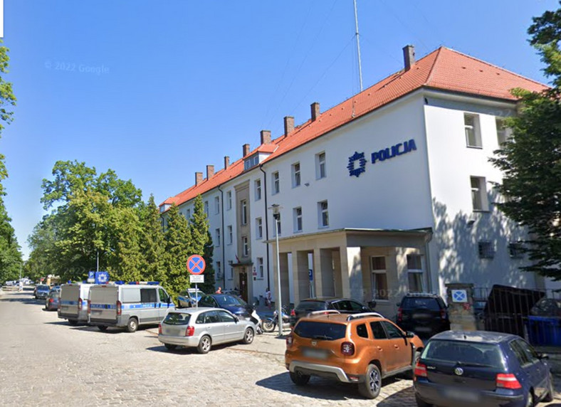 Komisariat Policji Wrocław Fabryczna we Wrocławiu, na którym prowadzone były czynności z udziałem zatrzymanego Maksymiliana F.