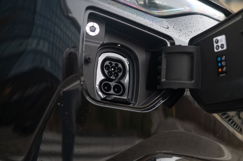 Ford E-Tourneo Custom