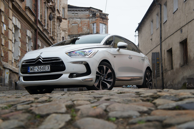 Citroen DS5 Hybrid4 w trasie: śląski Rzym zaprasza!