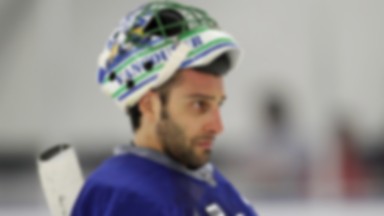 NHL: Luongo wkupił się w łaski czystym kontem