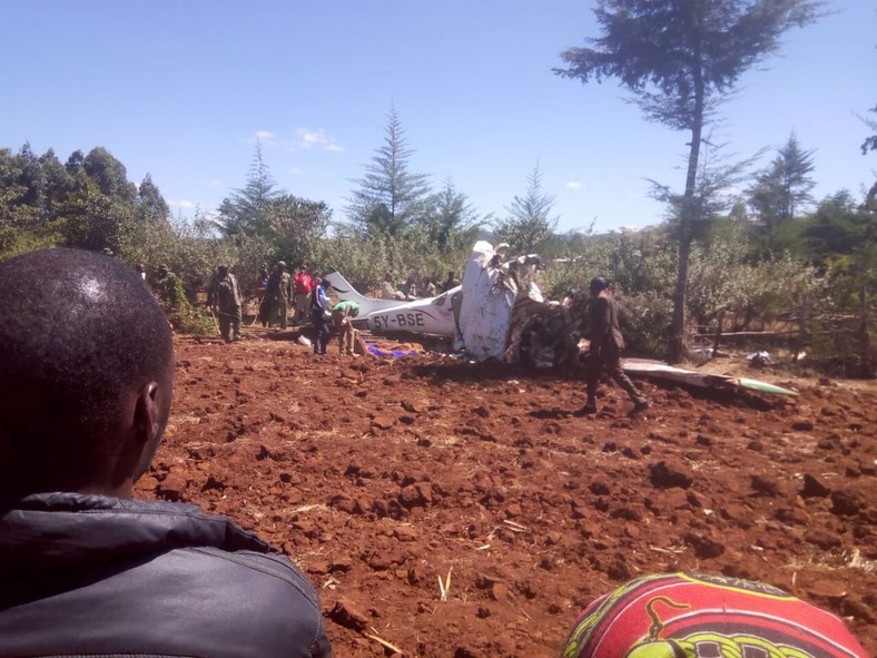 Residents at the site of the Londiani crash in attempts to rescue occupants (Twitter)