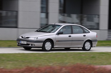 Renault Laguna 2.0: Czasy Świetności Ma Już Za Sobą