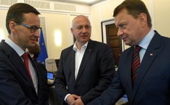Premier Morawiecki utopi australijskie 'adelajdy'? Prezydent Duda i minister Błaszczak mogą wrócić z niczym