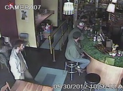 Masakra w kawiarni. Morderca nagrany przez monitoring