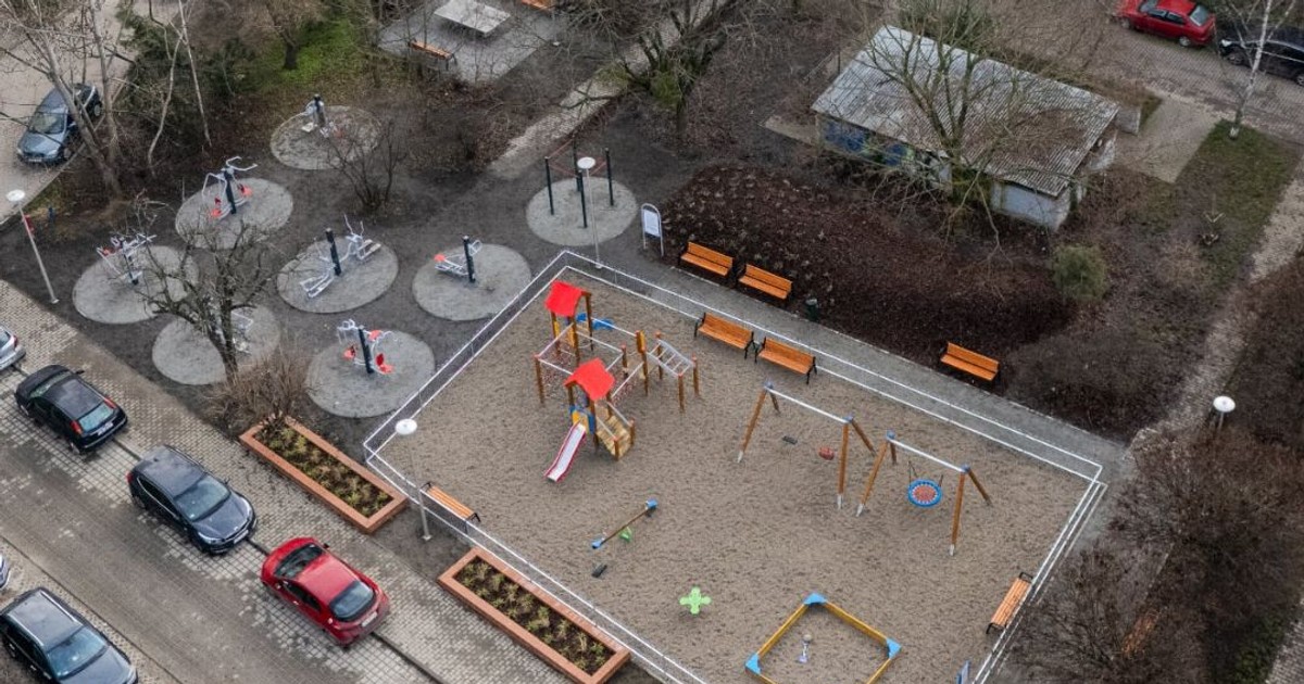 Pierwszy etap remontu podwórka zakończony!