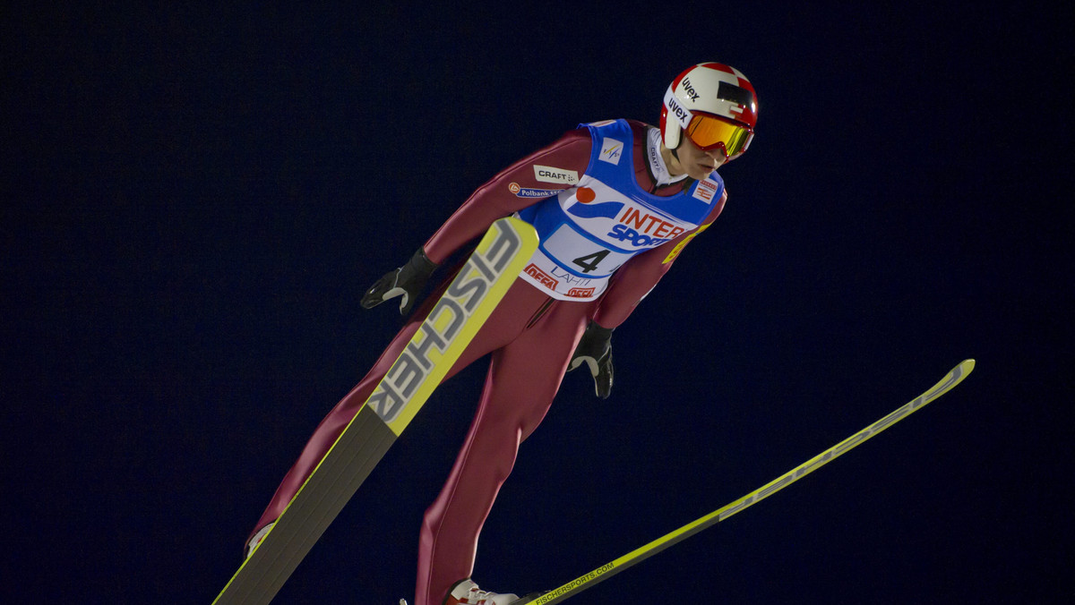 Kadra skoczków narciarskich, w składzie: Kamil Stoch, Piotr Żyła, Maciej Kot, Krzysztof Miętus, Aleksander Zniszczoł i Klemens Murańka, od poniedziałku przebywa w norweskim Trondheim, gdzie w czwartek zostanie rozegrany kolejny konkurs Pucharu Świata.