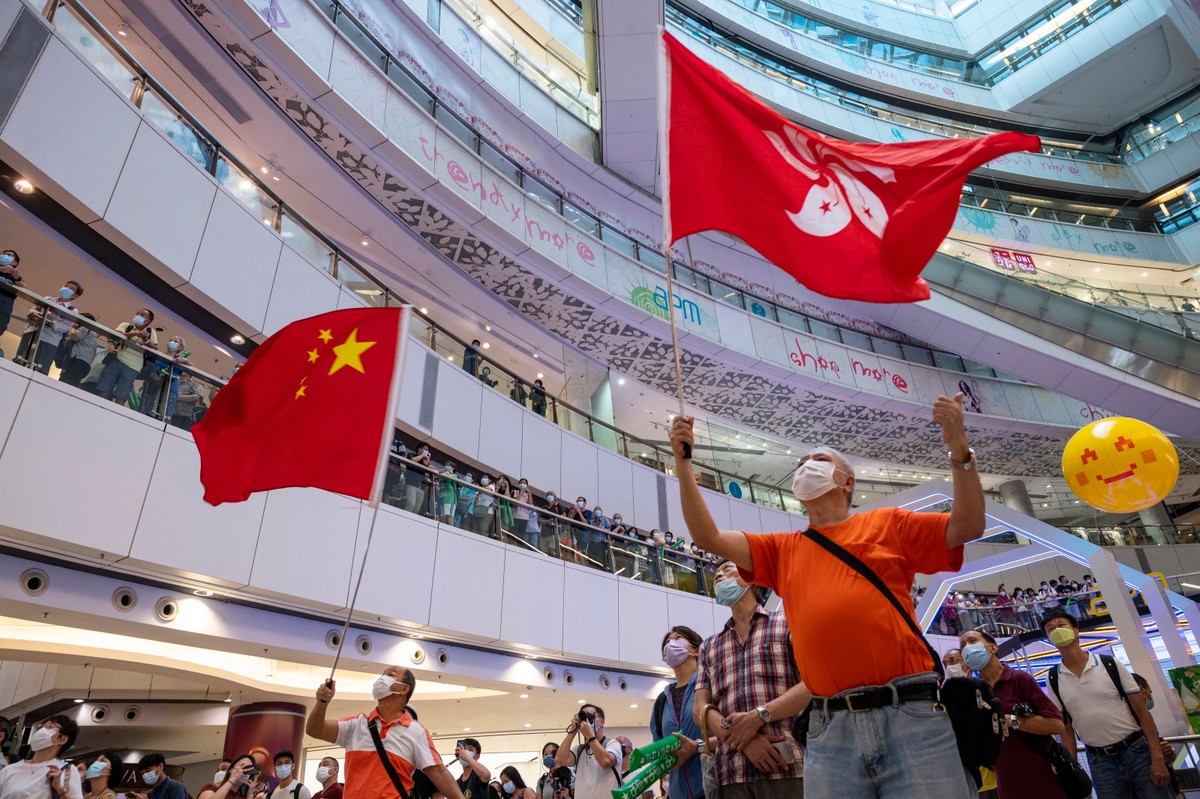 Kibice w Hongkongu oglądają transmisję z Tokio