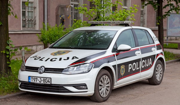Policija