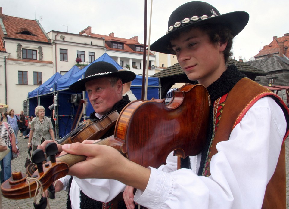 KAZIMIERZ DOLNY FESTIWAL KAPEL I ŚPIEWAKÓW LUDOWYCH