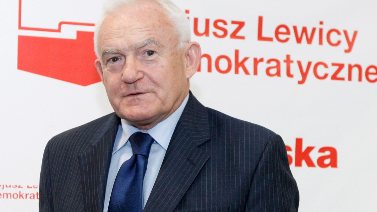 - Kryzys łomocze do naszych drzwi, więc SLD skoncentruje się na problemach społecznych - zapowiedział szef klubu parlamentarnego Sojuszu Leszek Miller. Wśród tych problemów wymienił m.in. dostęp do edukacji i ochrony zdrowia, nierówności i wykluczenie społeczne.