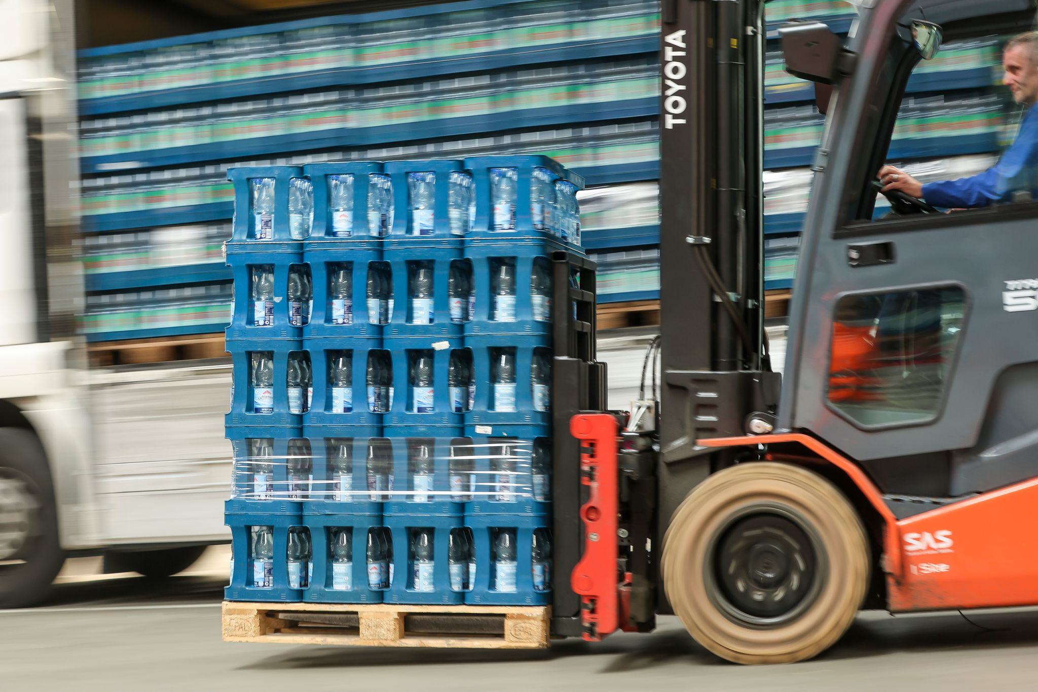 Warnstreik bei Rewe-Logistiker Trinks: 10 Standorte betroffen