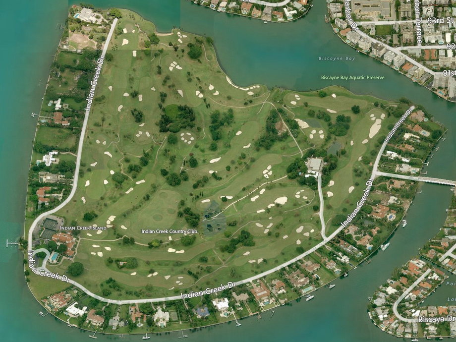 A few blocks down, you'll find the enclave known to locals as Billionaire's Bunker. Indian Creek Village is home to figures like business tycoon Carl Icahn, hedge funder Eddie Lampert, and supermodel Adriana Lima. There are 35 homes scattered across the island, with an average value of more than $21 million.