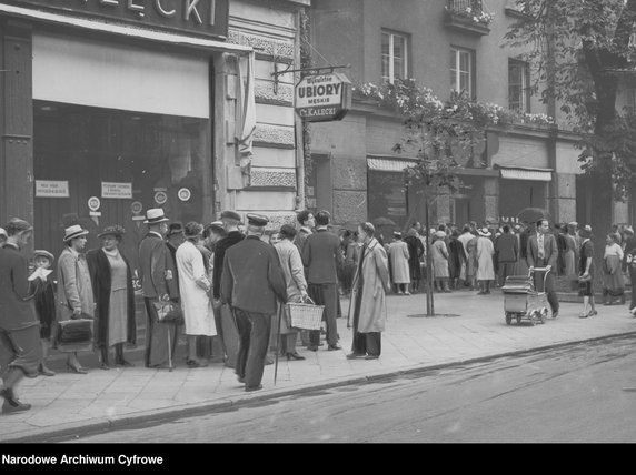 Sierpień i wrzesień 1939 r. - ostatnie dni pokoju, pierwsze dni wojny na podstawie zbiorów NAC.