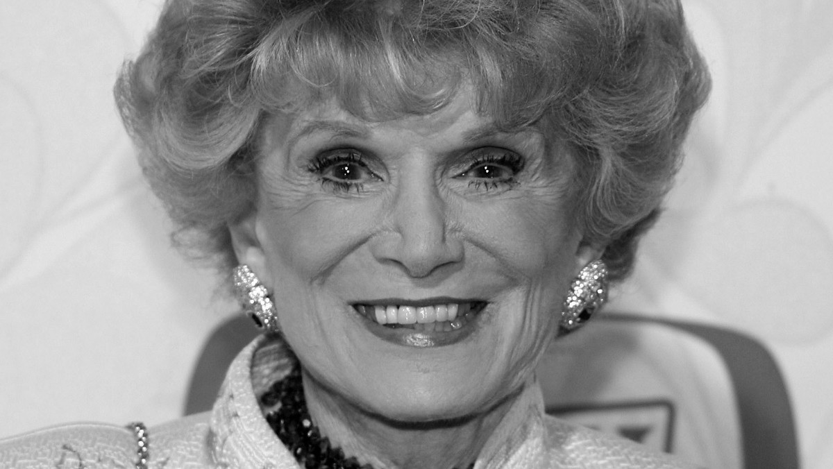 W poniedziałek 11 listopada w wieku 94 lat zmarła Shirley Mitchell. 13 listopada informację o śmierci podała jej szwagierka, która powiedziała, że aktorka zmarła na niewydolność serca.