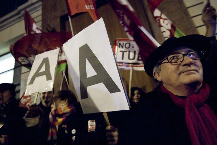 Francja_rating AAA_protest