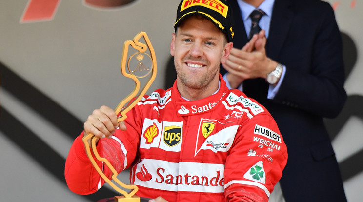 Vettel hamradjára nyert idén/Fotó: AFP
