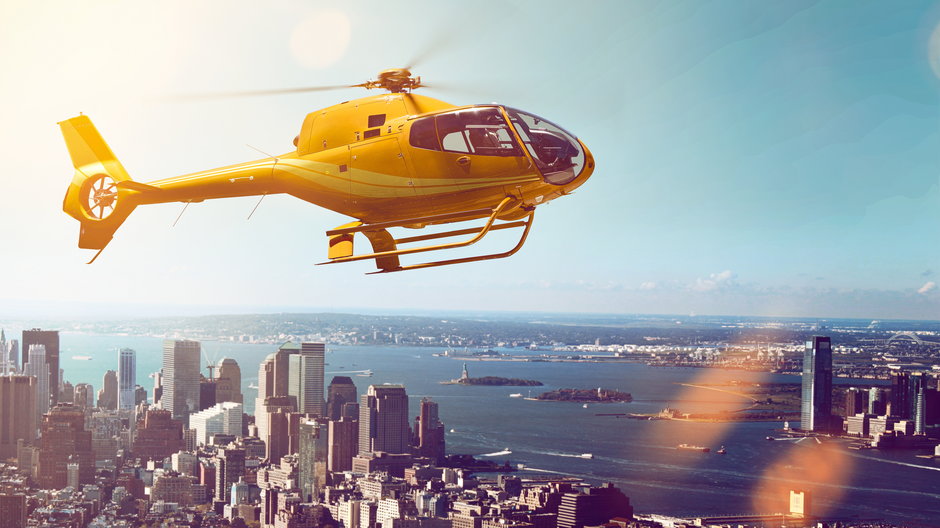 Bogaci nowojorczycy latają do swoich rezydencji helikopterami