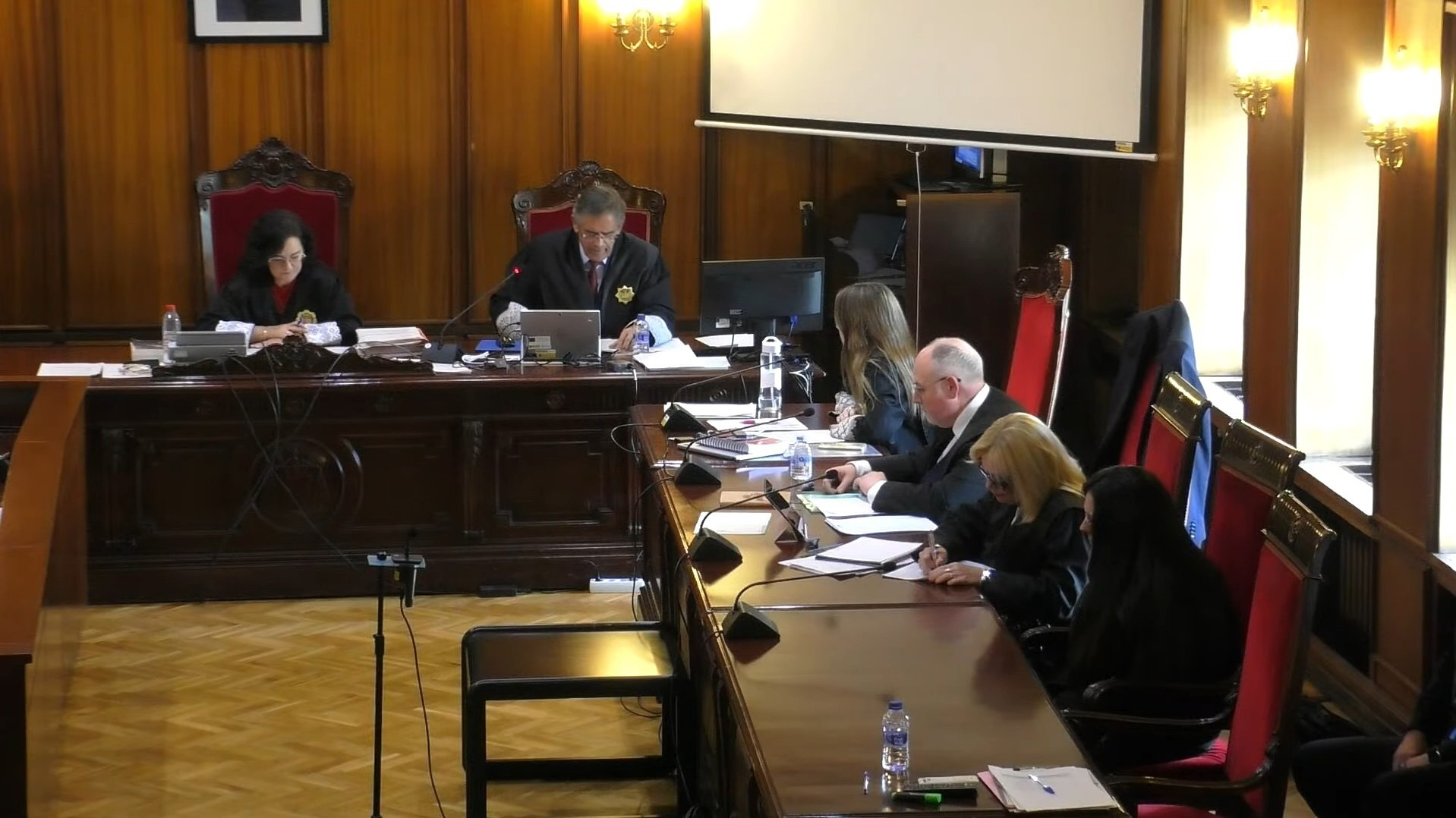 Acusada de matar a su bebé alega un embarazo críptico y shock