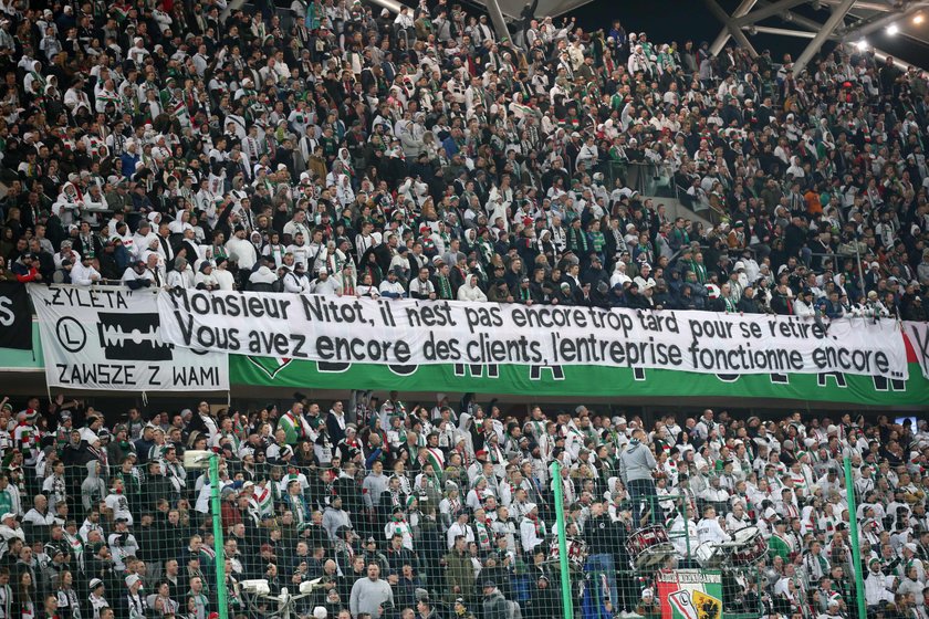 Skandaliczne transparenty na stadionie Legii Warszawa