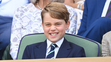 Książę George robi wymyślne miny na finale Wimbledonu. Zdjęcia hitem w sieci