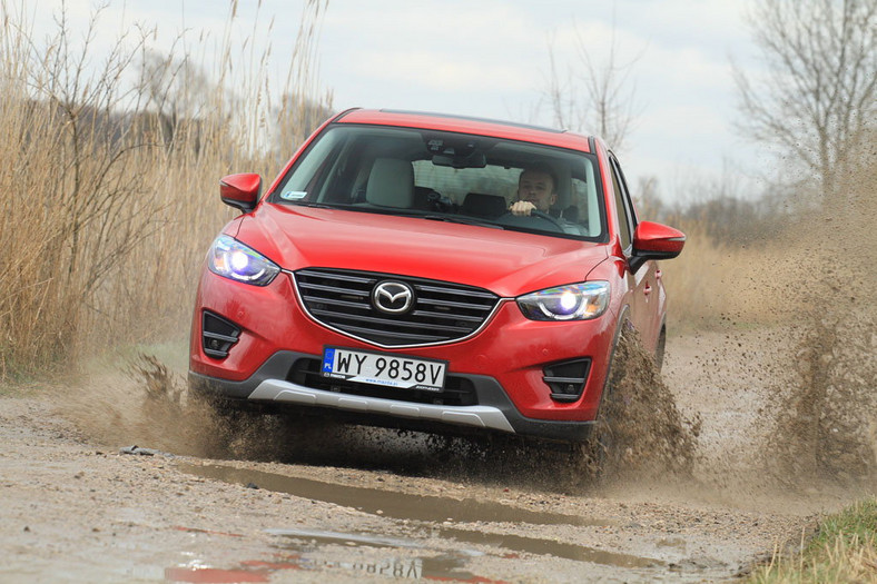 Szybki SUV z dużym silnikiem - Mazda CX-5 2.5 Skyactiv-G 4x4