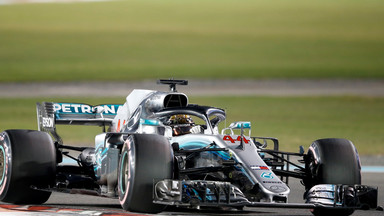 GP Abu Zabi: Mercedesy w pierwszym rzędzie, duet Williamsa wyruszy z ostatniej linii