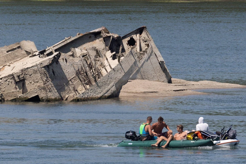 Potopljeni nemački brod kod Prahova | Foto: Reuters