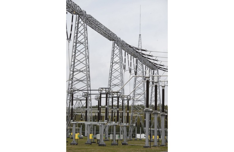 Cały projekt mostu energetycznego Polska-Litwa składa się z 11 zadań inwestycyjnych. Ich wartość opiewa na miliard 800 milionów złotych. <br><br> Fot. (zuz) PAP/Artur Reszko