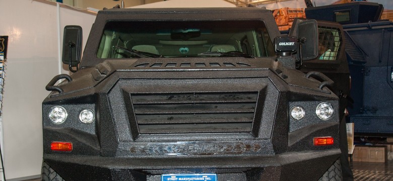 Rosja ma nowe pojazdy opancerzone. Produkuje je firma ze Zjednoczonych Emiratów Arabskich