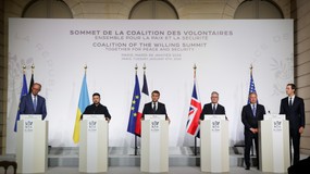 Potocki: Szczyt w Paryżu, czyli sukces z Radia Erewań [FELIETON]