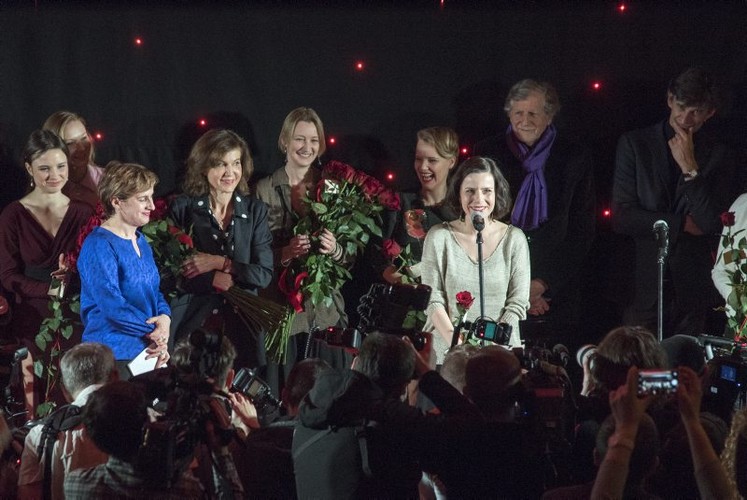 Ekipa 'Niewinnych' na premierze w Warszawie