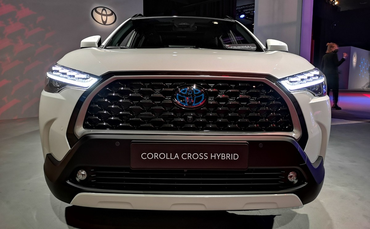 Toyota Corolla Cross 2.0 Hybrid