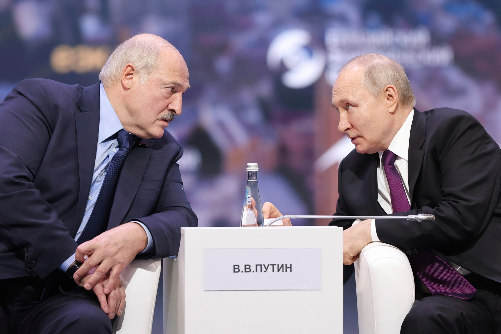 Bieloruský prezident Alexandr Lukašenko a ruský prezident Vladimir Putn.