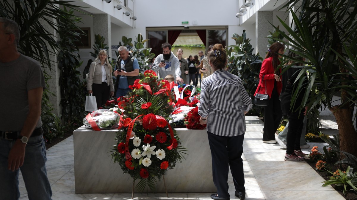 25 maj kuća cveća