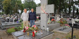 Odkryta kolejna tajemnica cmentarza Sieradz Męka. Żołnierze września 1939 odzyskali swoje nazwiska. Po 82 latach rodziny dowiedziały się, gdzie są groby ich bliskich