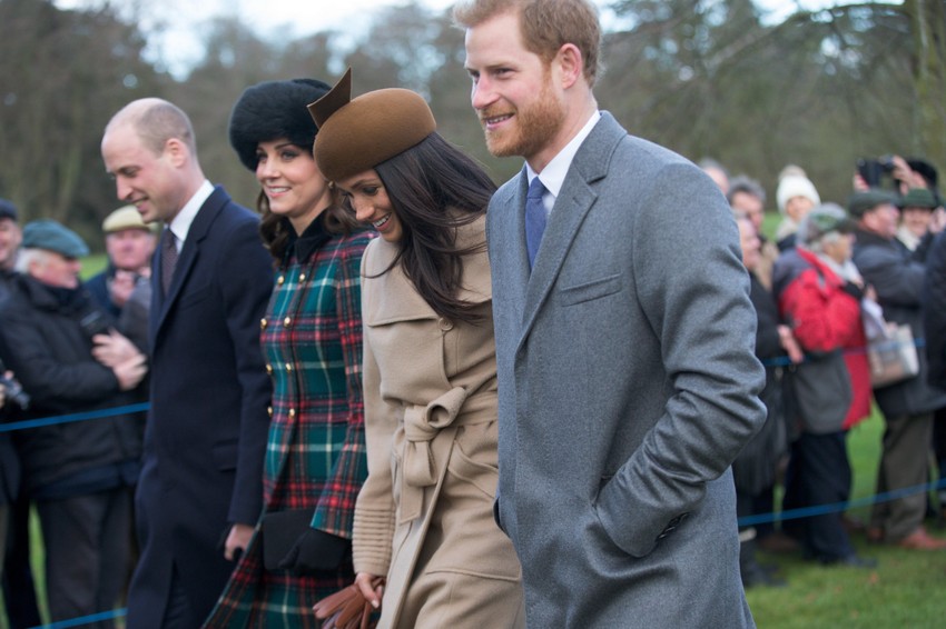 Prinčevi Vilijam i Hari sa suprugama Kejt i Megan pre svađe