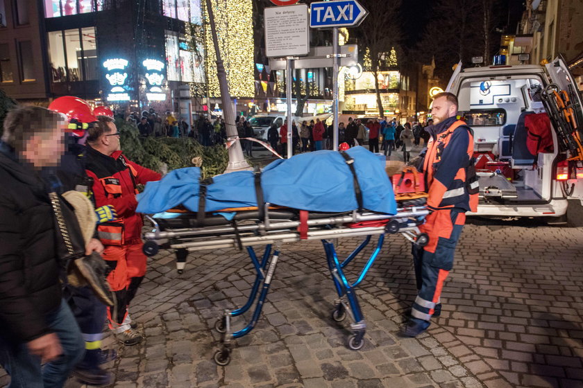 Turystka przygnieciona przez choinkę w Zakopanem. Nowe fakty