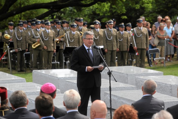 Mocne słowa na mszy z prezydentem. "Czy można zapomnieć ludobójstwo?"