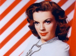 Darren Aronofsky nie chce ani Anne Hathaway, ani Judy Garland