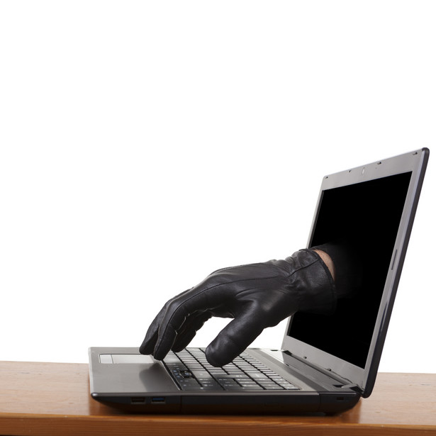 ręka, komputer, oszust, cyberatak