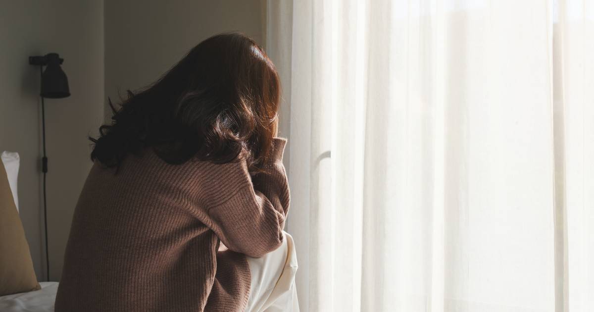 Alzheimer może zacząć się dużo wcześniej, niż myślisz. Oto 6 sygnałów, które warto obserwować po 40. roku życia