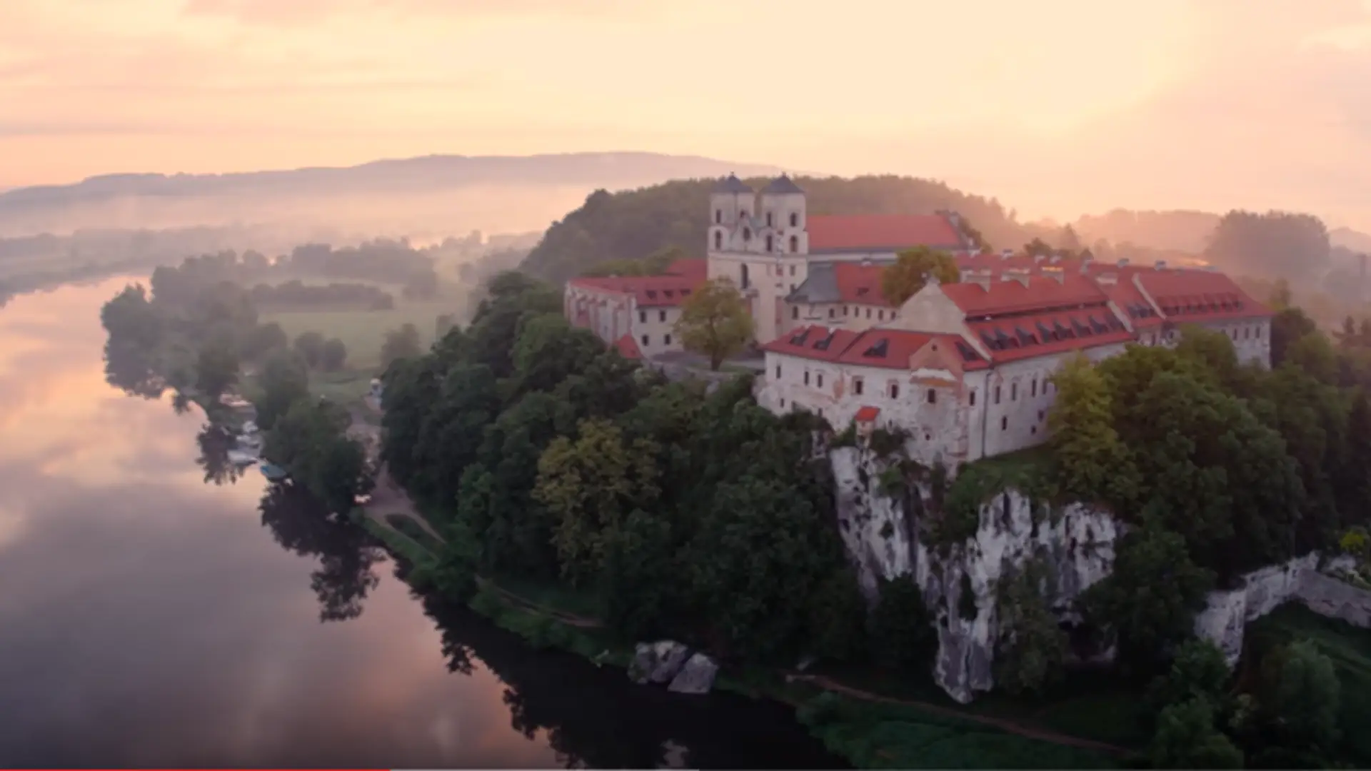 Nowy film promujący Polskę. "Rozpłakałam się", "rozpiera mnie duma"