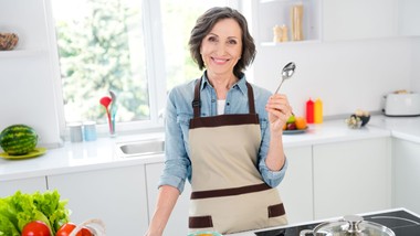 pomaga w problemach z trawieniem. wystarczy 1 łyżeczka na czczo lub przed snem domowy sposób na zaparcia