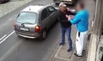 Wybił szybę. Po chwili trafił do szpitala