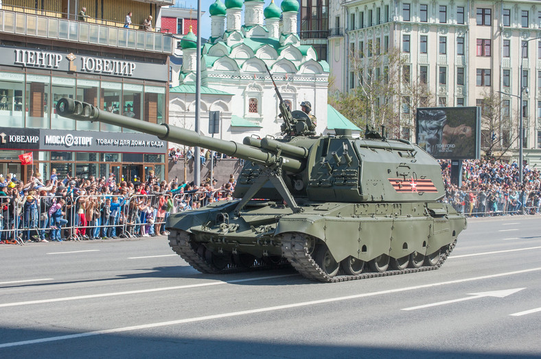 Haubica samobieżna 2S19 Msta (1,6 mln dol.)