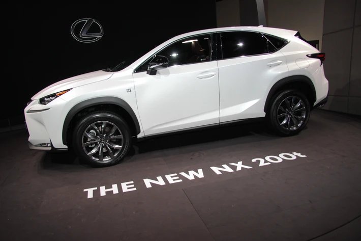 Lexus NX 200t