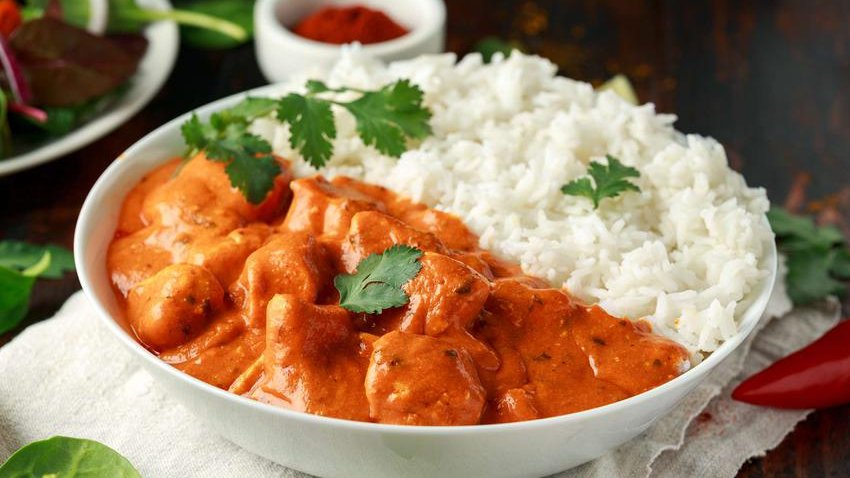 Kurczak tikka masala - adobe Stock - grinchh