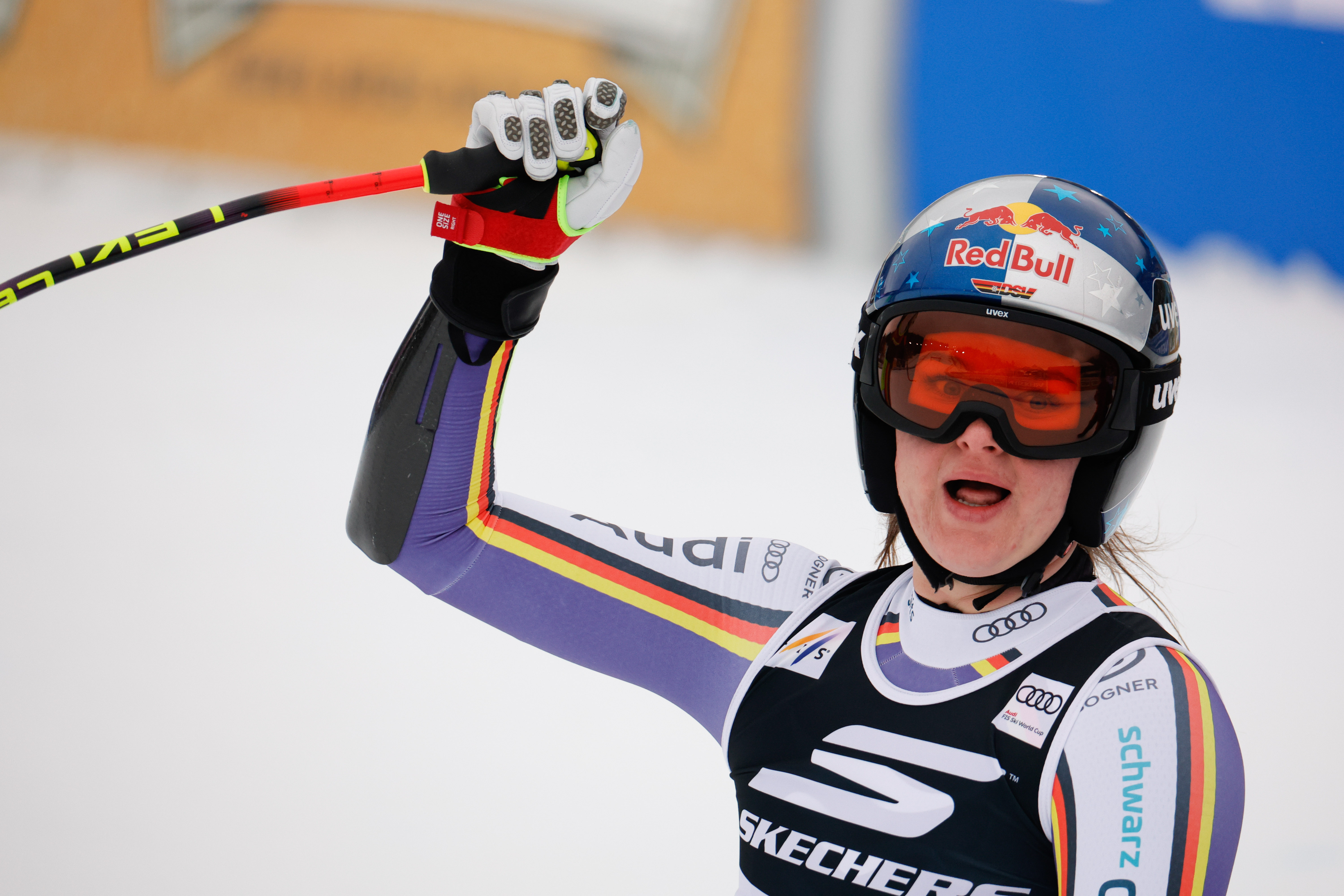 Drei Wochen vor Olympia: Emma Aicher gewinnt Super-G in Tarvisio